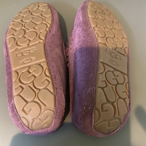 Ugg slippers - Picture 5 of 5